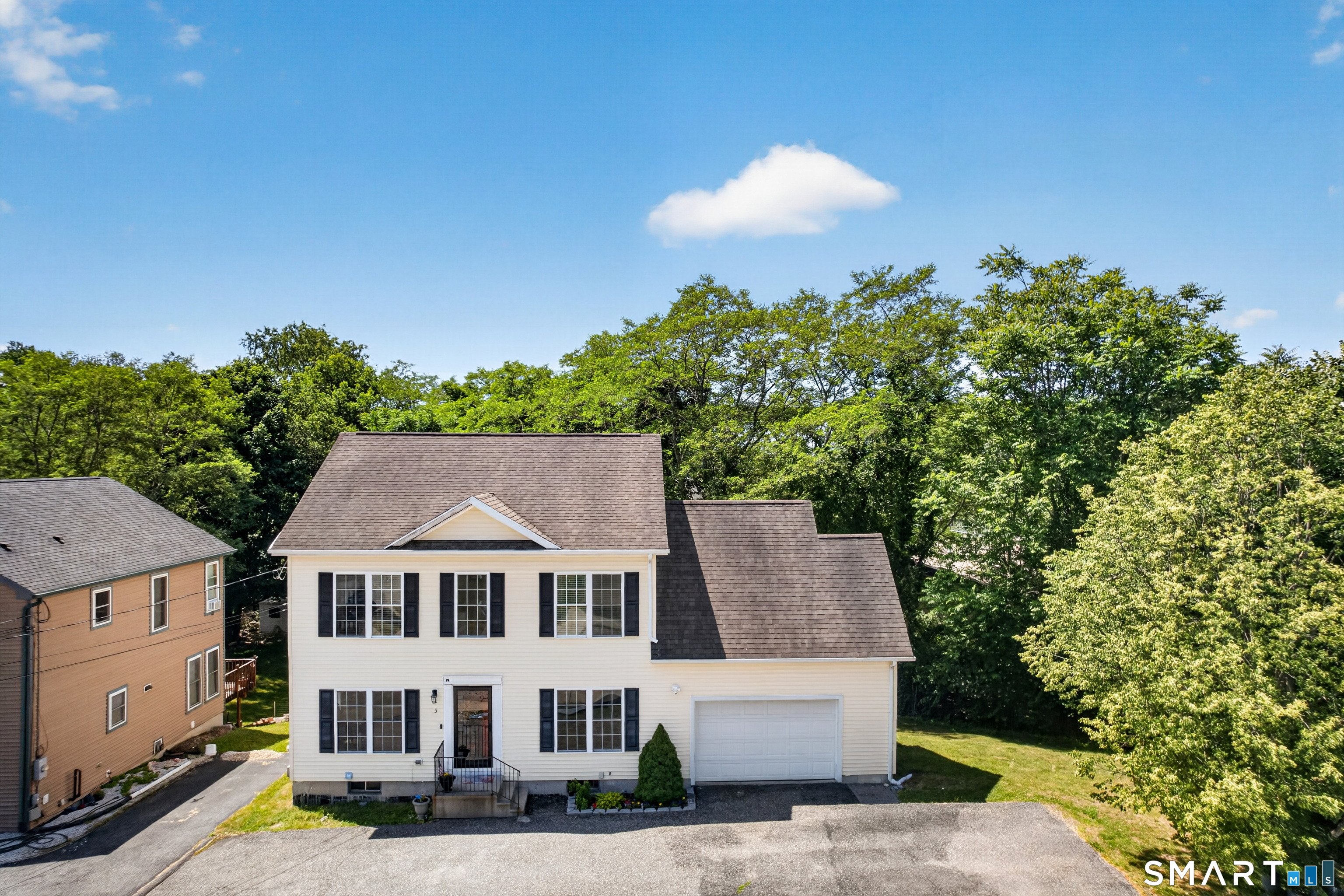 5 Grove Avenue Groton, CT 06340 - Photo 3 of 40