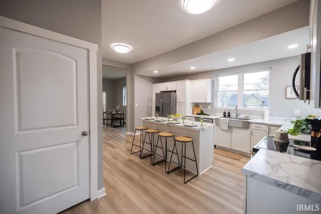 $249,900 | 1000 South B Street, Elwood, IN 46036