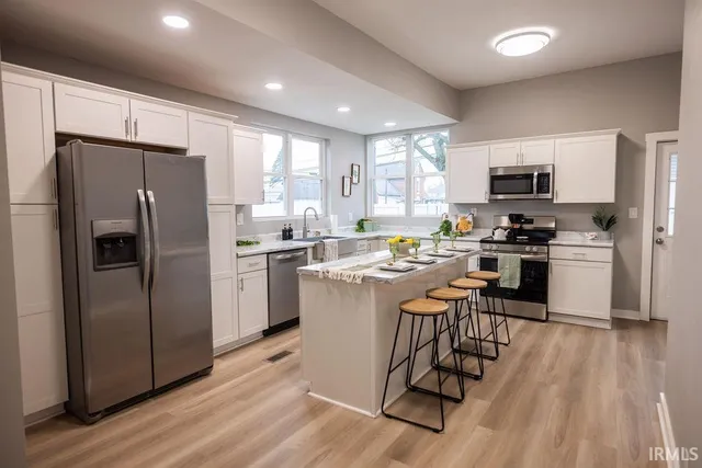 $249,900 | 1000 South B Street, Elwood, IN 46036