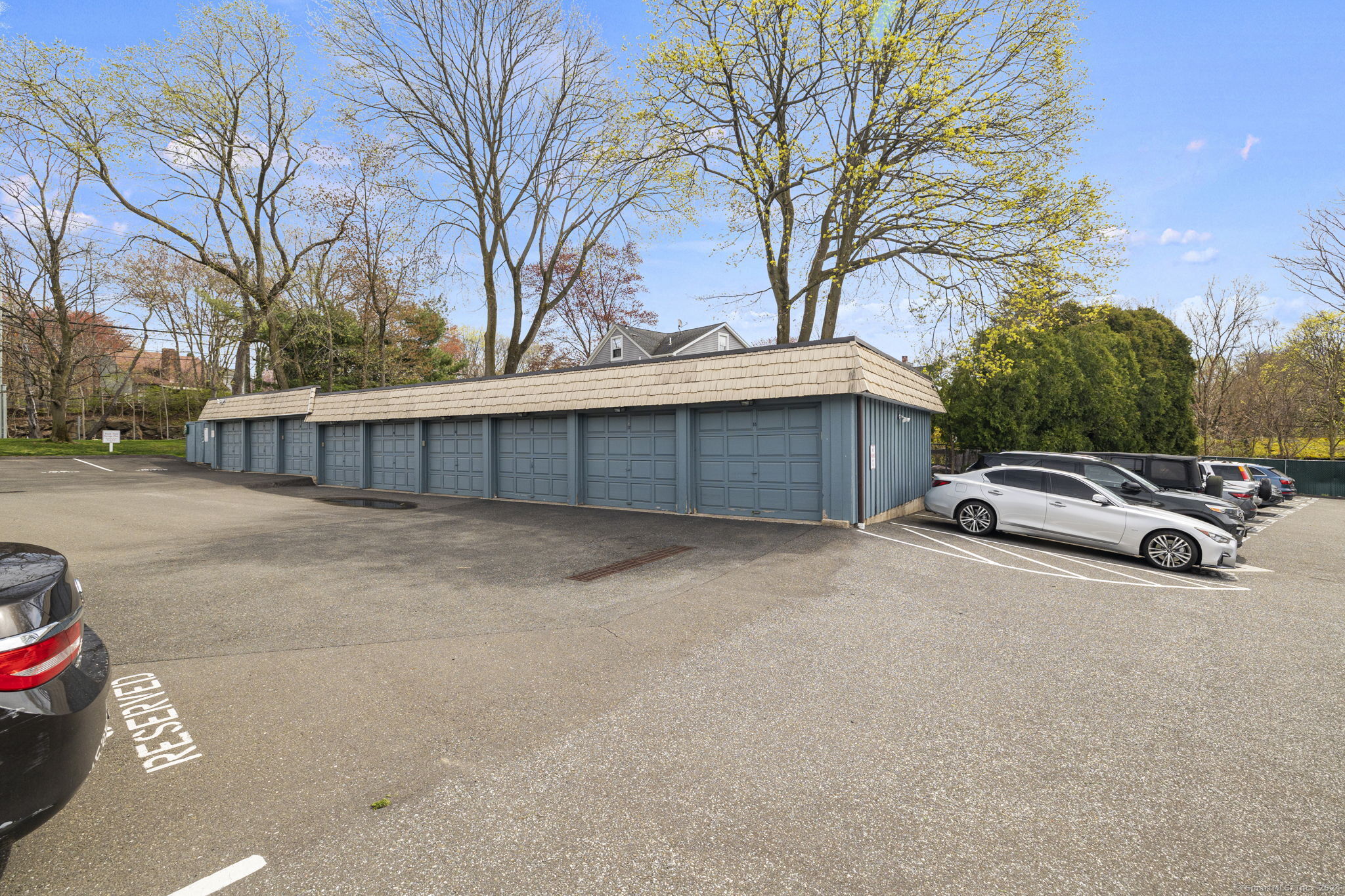 1153 Stratfield Road, Unit 1153 Fairfield, CT 06825 - Photo 16 of 18 End unit 1 car garage with storage space