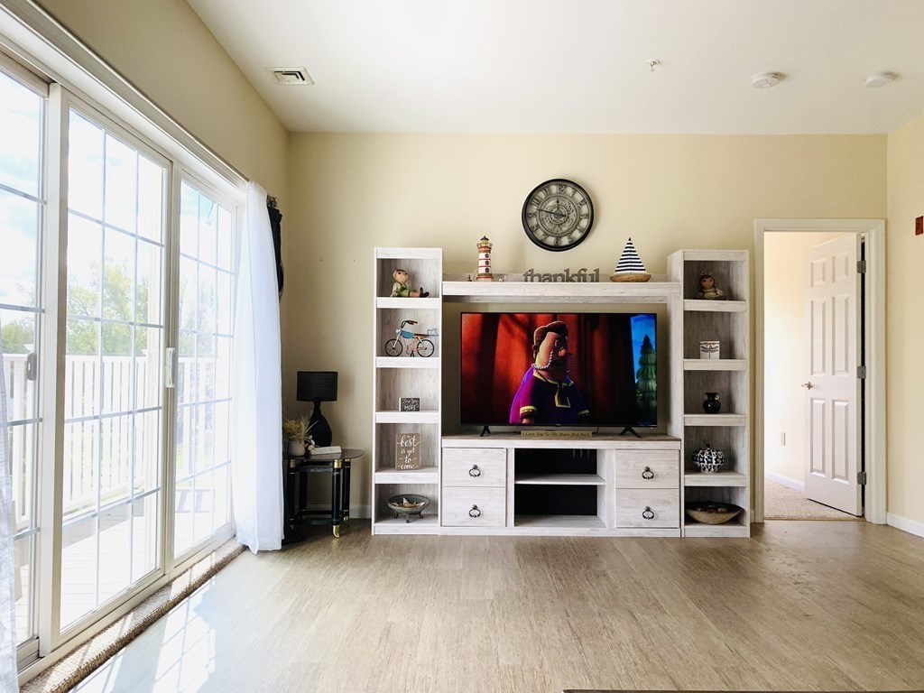 34 Burnham Road, Unit 403 Methuen, MA 01844 - Photo 14 of 38 Gallery Image 14