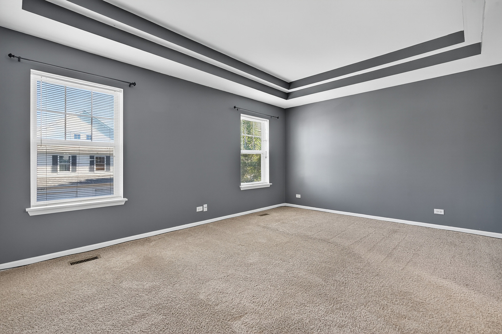 2870 Glacier Way, Unit B Wauconda, IL 60084 - Photo 18 of 35 a view of an empty room with a window