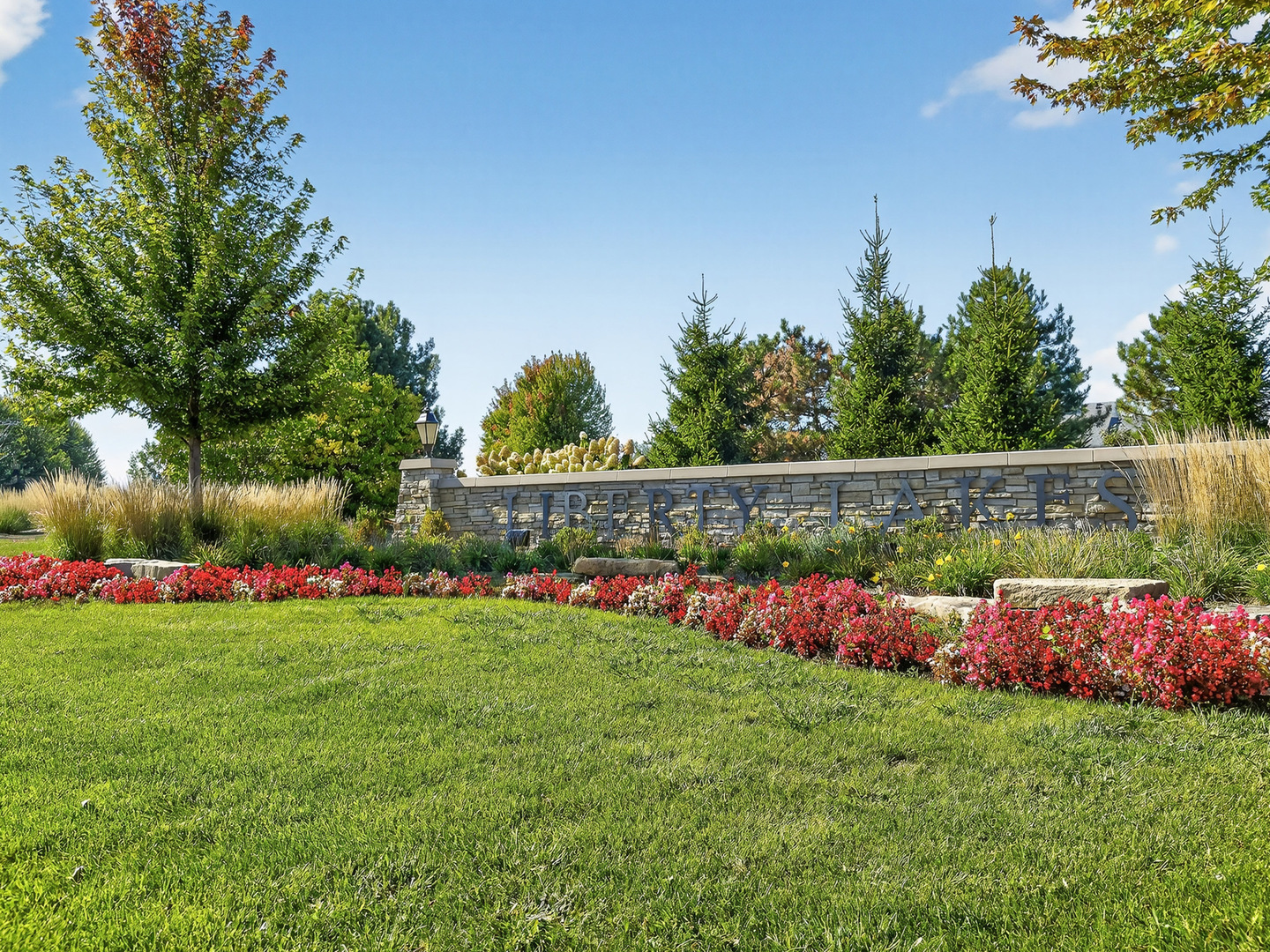2870 Glacier Way, Unit B Wauconda, IL 60084 - Photo 32 of 35 a view of an outdoor space