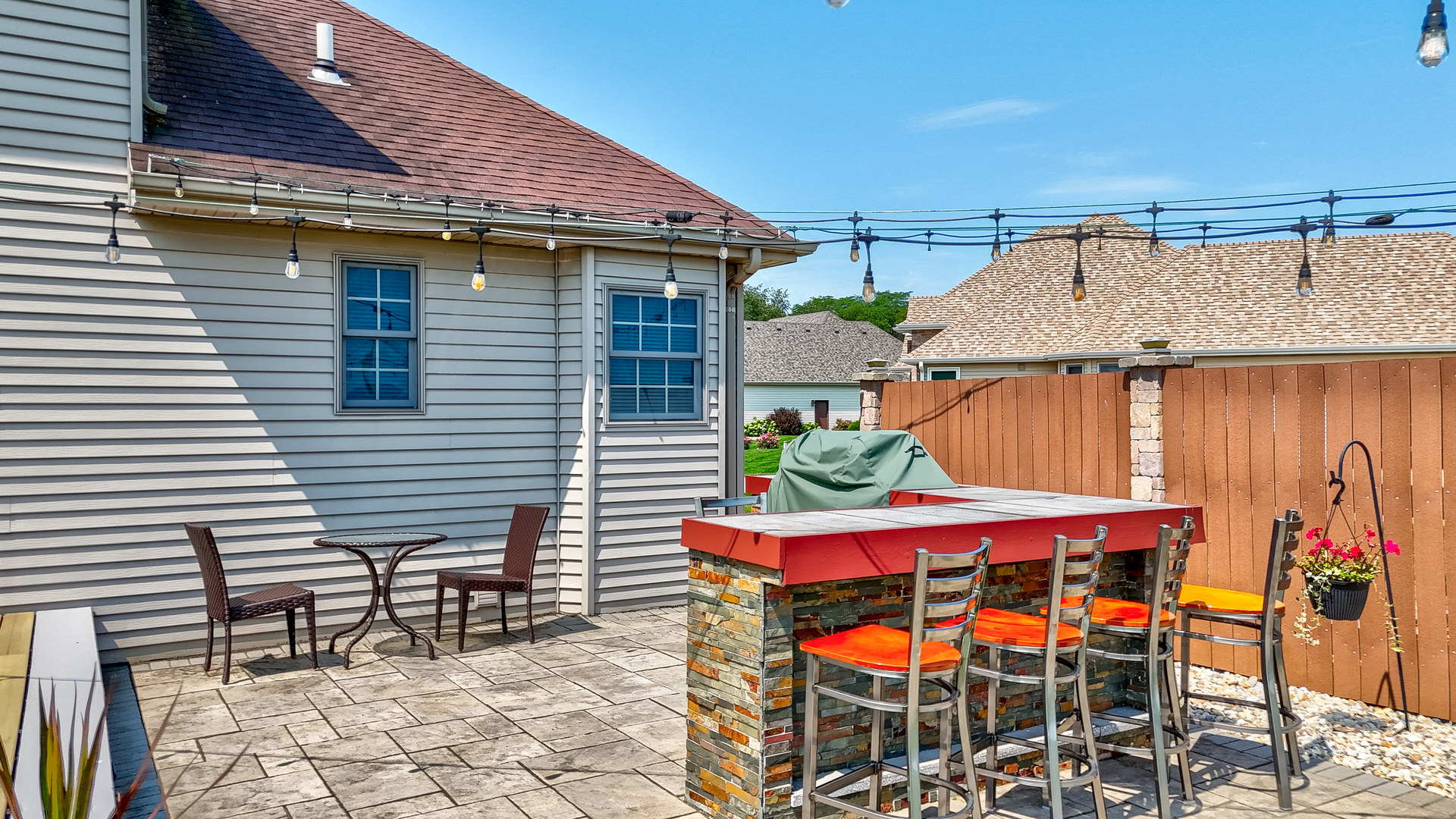 3622 East 1769th Road Ottawa, IL 61350 - Photo 37 of 42 a patio with table and chairs