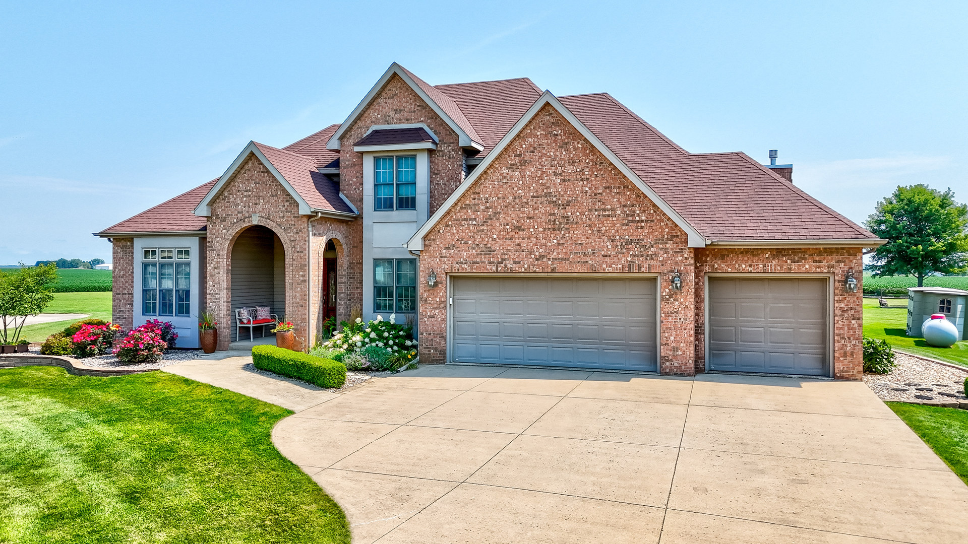 3622 East 1769th Road Ottawa, IL 61350 - Photo 42 of 42 a front view of a house with a yard