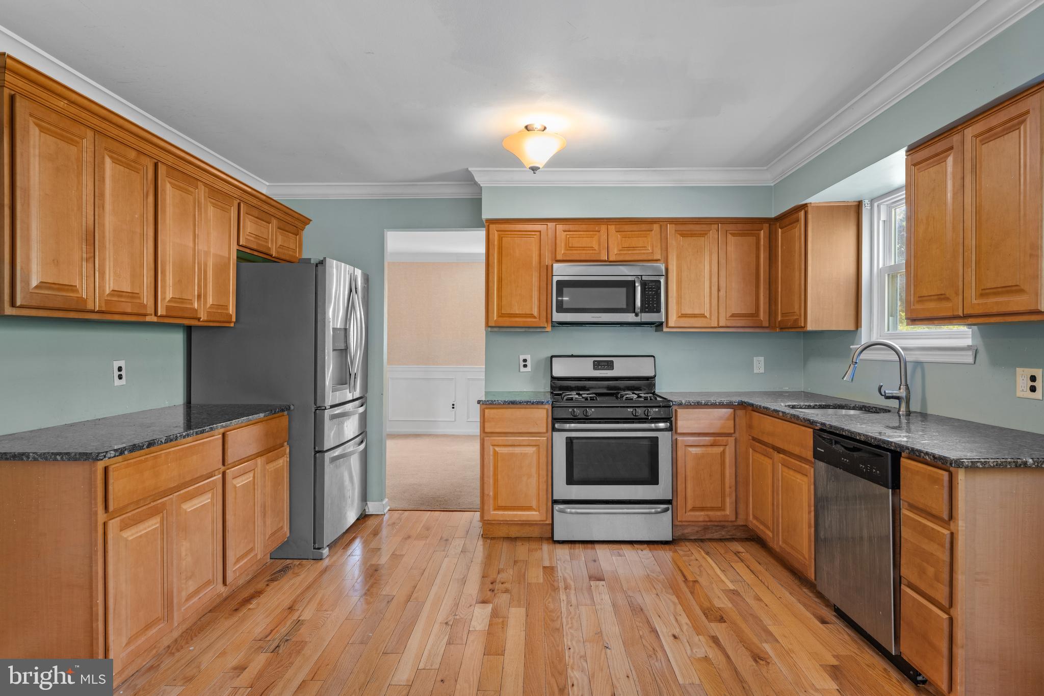42 Hartford Road Sewell, NJ 08080 - Photo 9 of 30