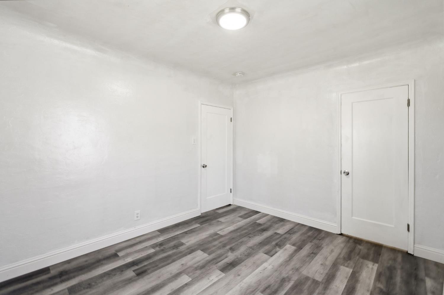 133 Oleander Avenue Lemoore, CA 93245 - Photo 19 of 30 a view of room