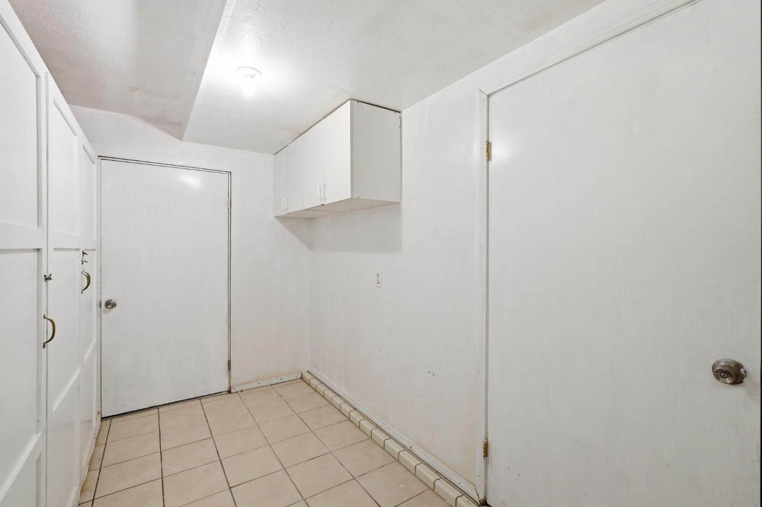 133 Oleander Avenue Lemoore, CA 93245 - Photo 23 of 30 a view of an empty room