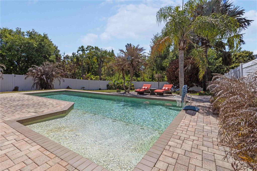 1220 Lake Highview Lane Brandon, FL 33510 - Photo 2 of 43