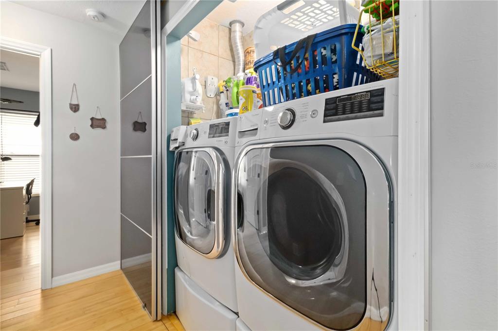 1220 Lake Highview Lane Brandon, FL 33510 - Photo 22 of 43