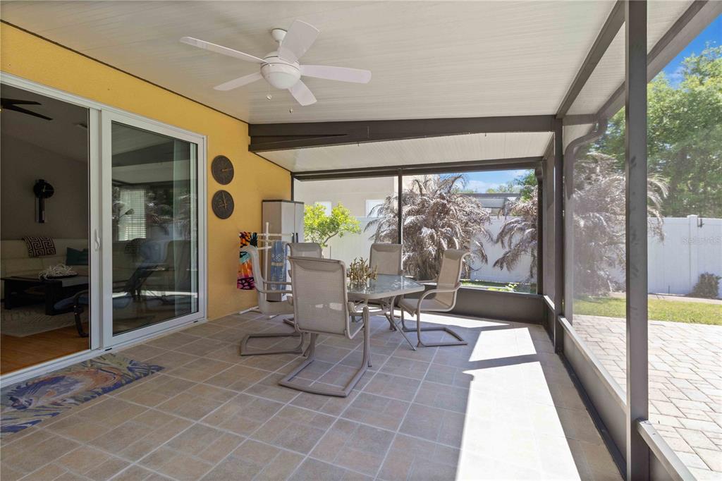 1220 Lake Highview Lane Brandon, FL 33510 - Photo 30 of 43