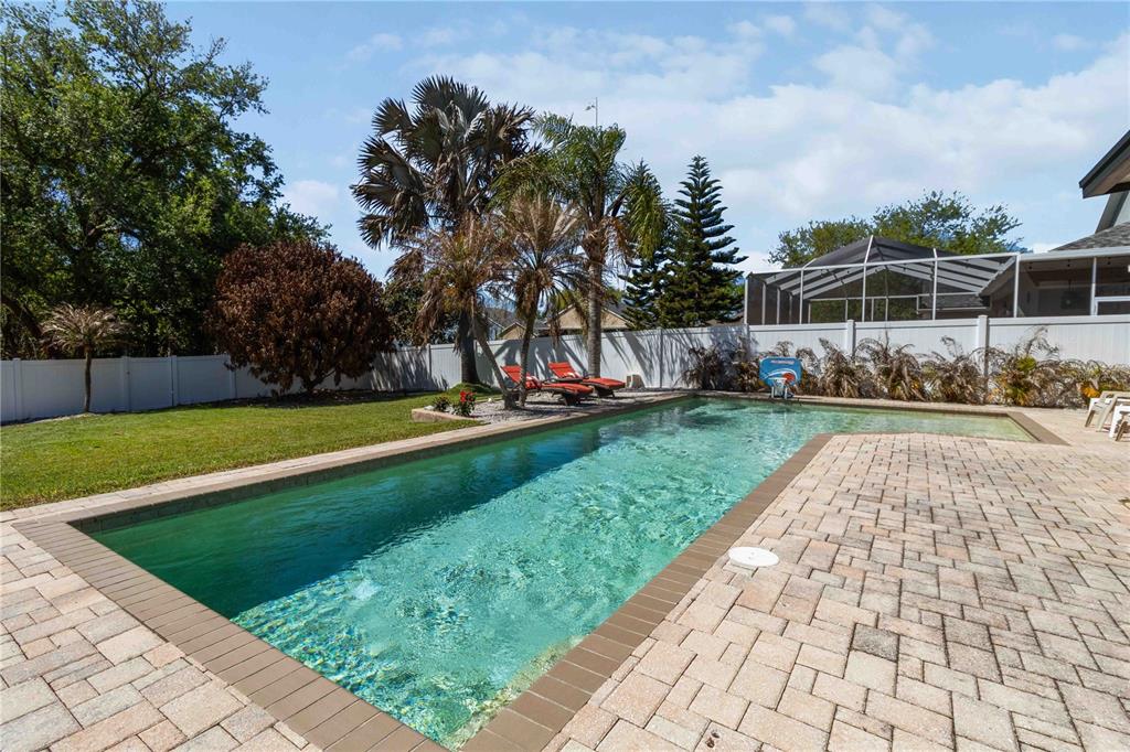 1220 Lake Highview Lane Brandon, FL 33510 - Photo 32 of 43