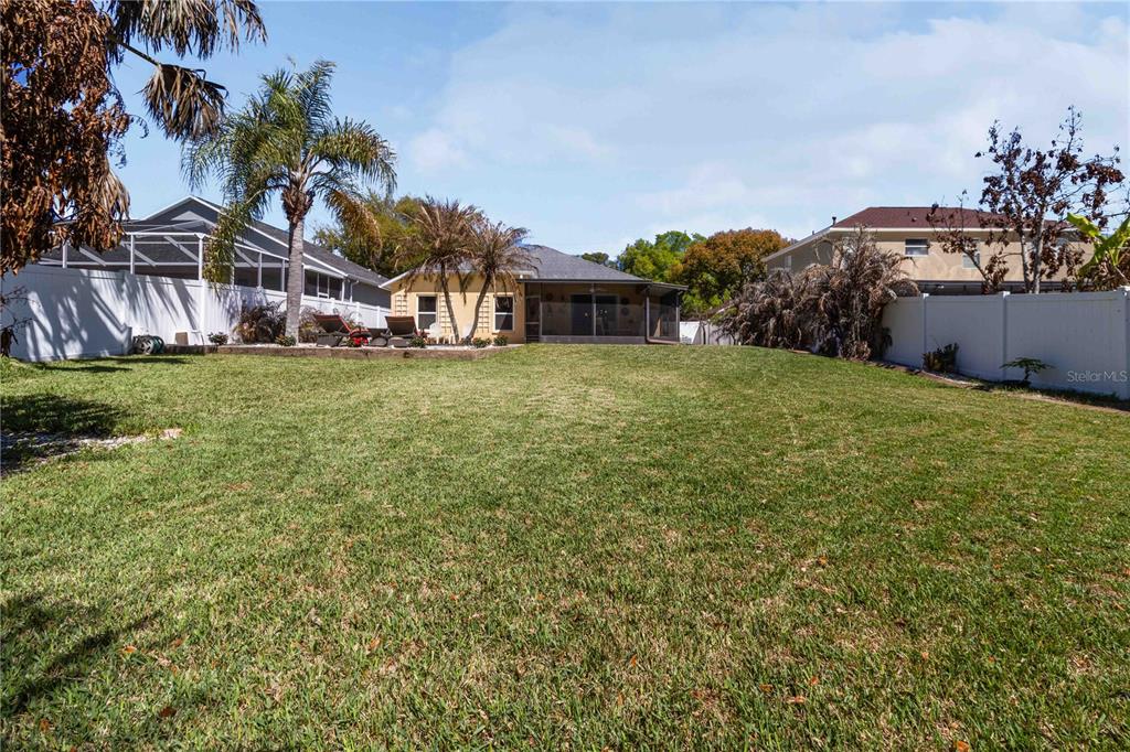 1220 Lake Highview Lane Brandon, FL 33510 - Photo 34 of 43