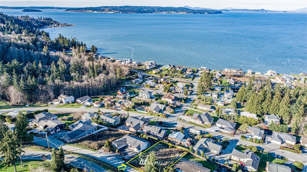47 Chick Road Camano Island, WA 98282 - Photo 3 of 19 Gallery Image 3
