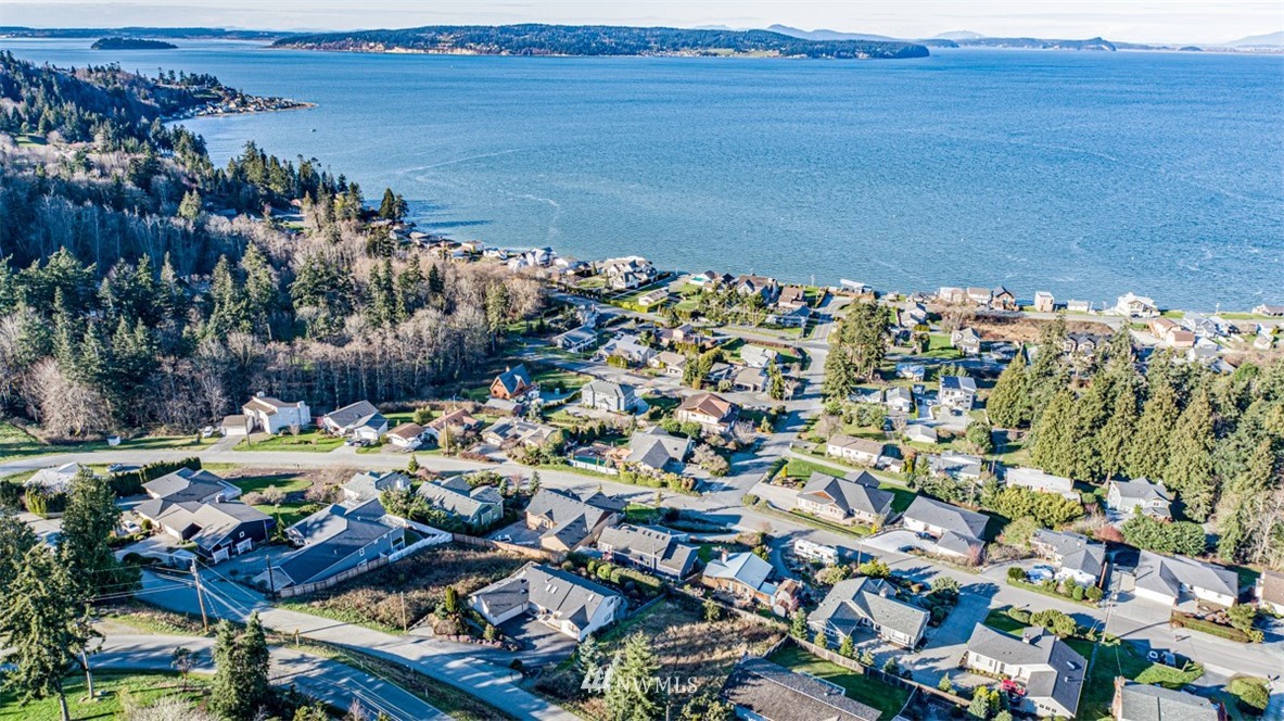 47 Chick Road Camano Island, WA 98282 - Photo 8 of 19 Gallery Image 8