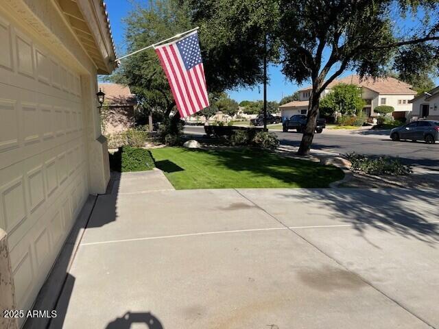 1038 South Roca Street Gilbert, AZ 85296 - Photo 4 of 47 a view of a park with sitting area