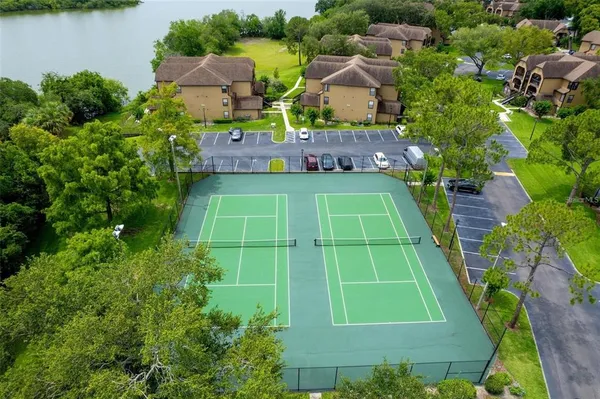 an aerial view of a tennis court