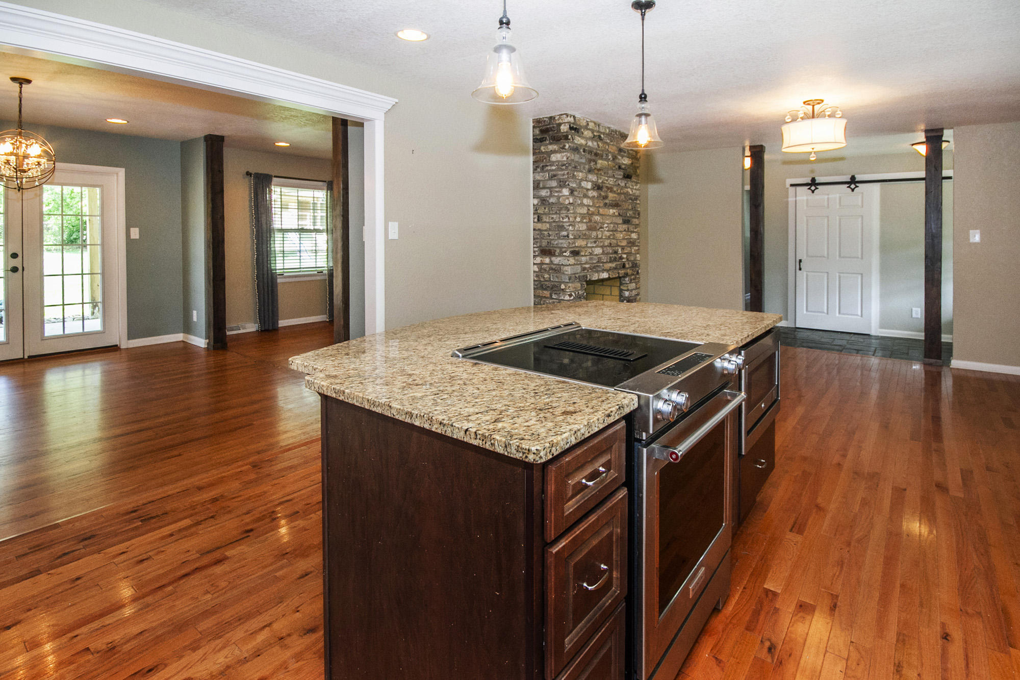 7816 Whitcomb Road Powell, TN 37849 - Photo 13 of 30 CBD34BF9-DB71-49EB-855A-D5FA019D0B3A