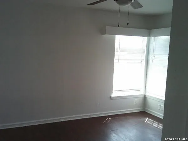 $1,300 | 334 Tomrob Drive, San Antonio, TX 78220