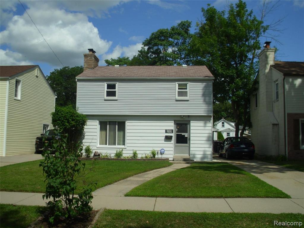 8651 Harding Center Line, MI 48015 - Photo 1 of 43