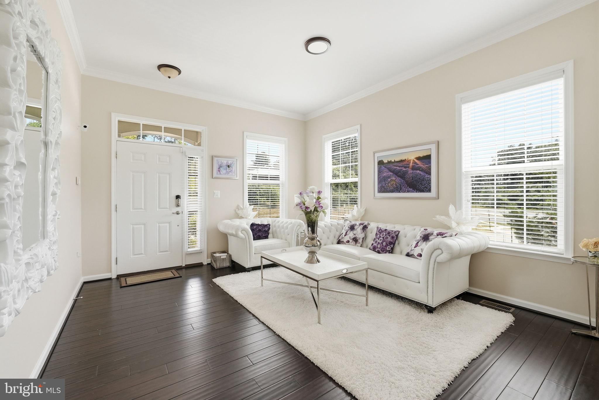7311 A Hayfield Road Alexandria, VA 22315 - Photo 4 of 47