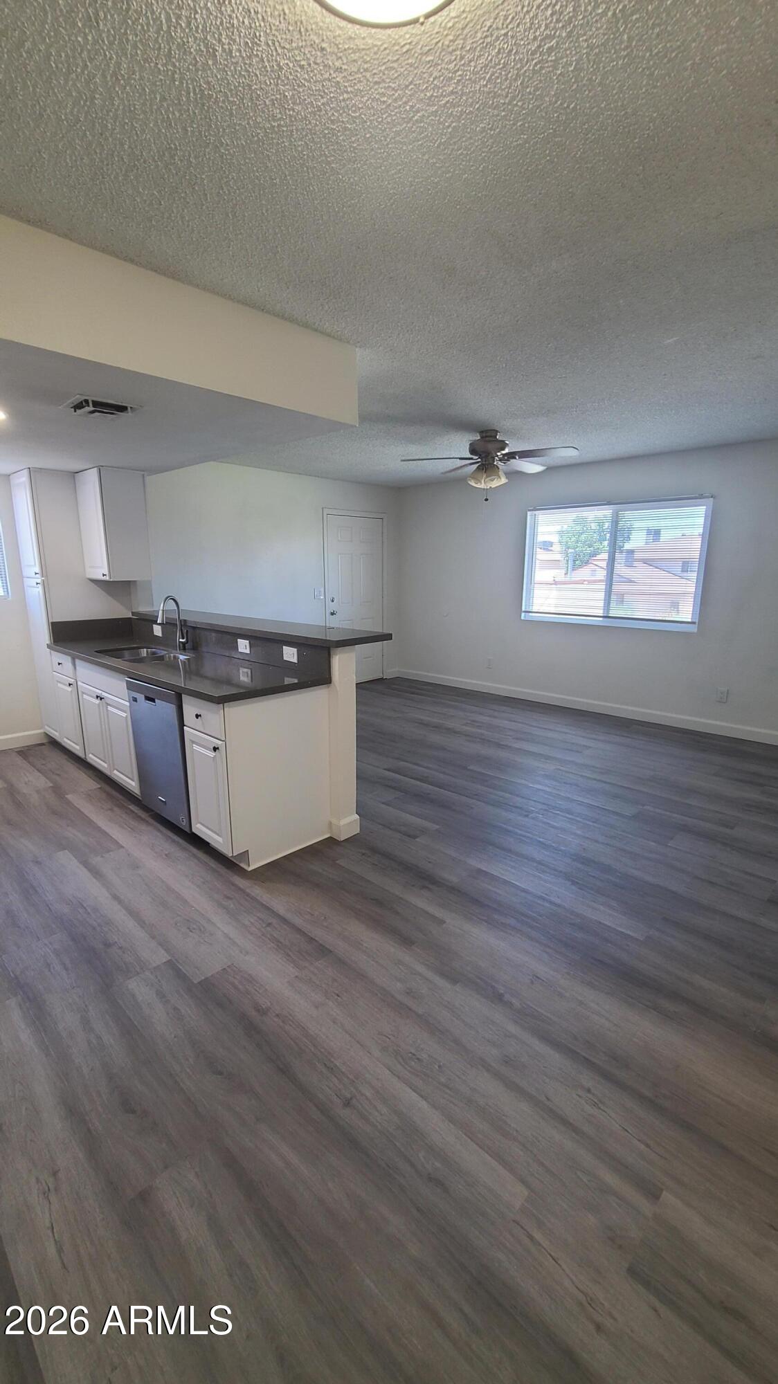 860 East Brown Road, Unit 7 Mesa, AZ 85203 - Photo 12 of 35 20260521_125804
