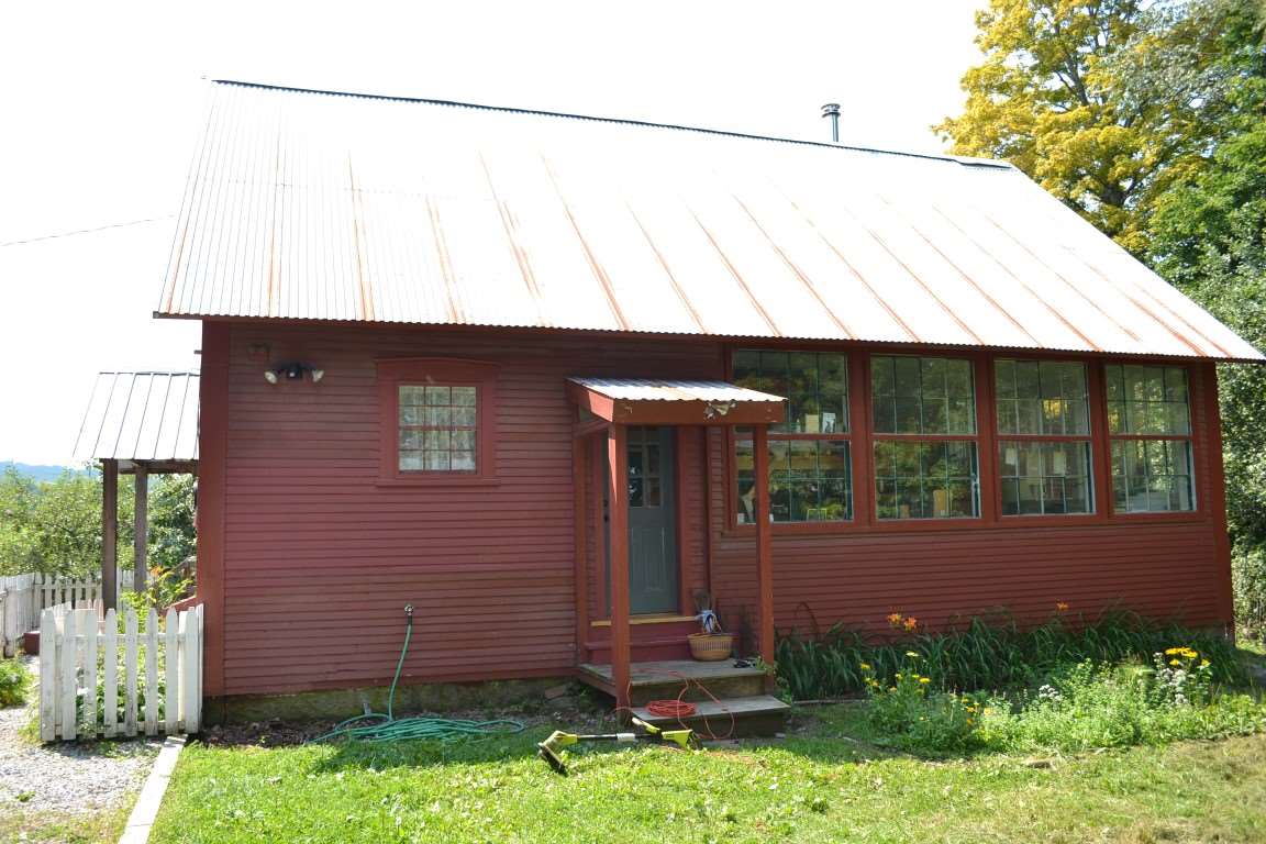 786 Upper Road Plainfield, VT 05667 - Photo 2 of 17