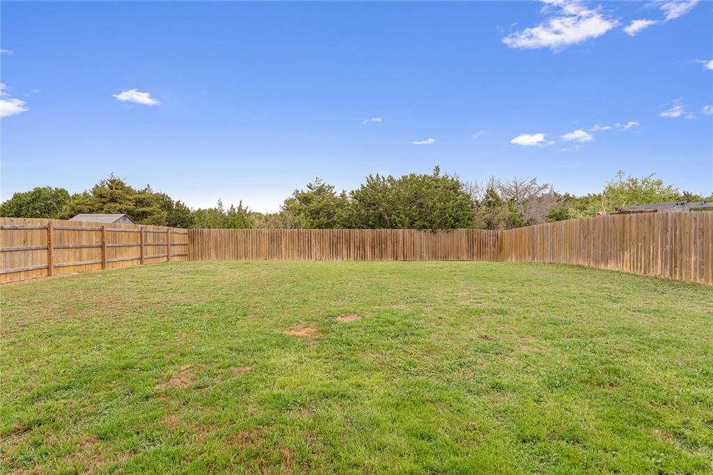 7121 Guadalupe Road Waco, TX 76633 - Photo 34 of 38 a view of outdoor space and yard