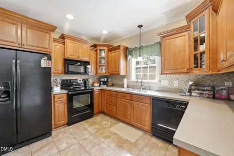 $399,900 | 323 Windgate Drive, Clayton, NC 27527