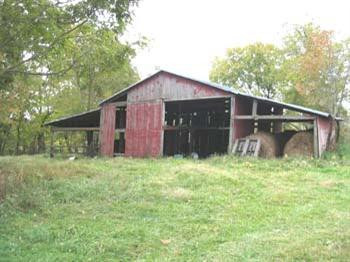 240 Quirks Run Road Harrodsburg, KY 40330 - Photo 3 of 7 42x30 stock barn