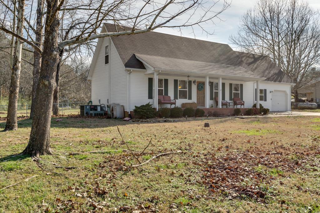655 Newt Hood Road Columbia, TN 38401 - Photo 3 of 25 Gallery Image 3