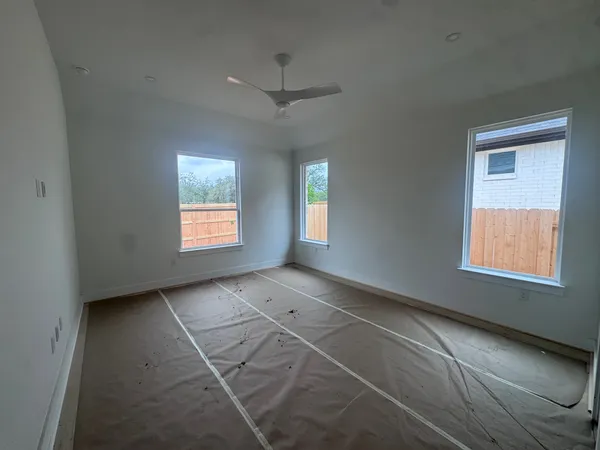 $549,999 | 135 Comfort Drive, Buda, TX 78610