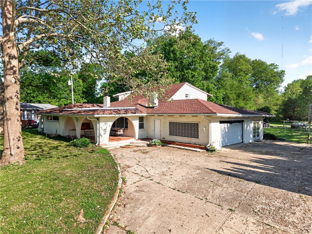 2684 Arthur Road Springfield, OH 45502 - Photo 1 of 69 This charming home offers a spacious driveway and a welcoming front porch for comfortable outdoor living.