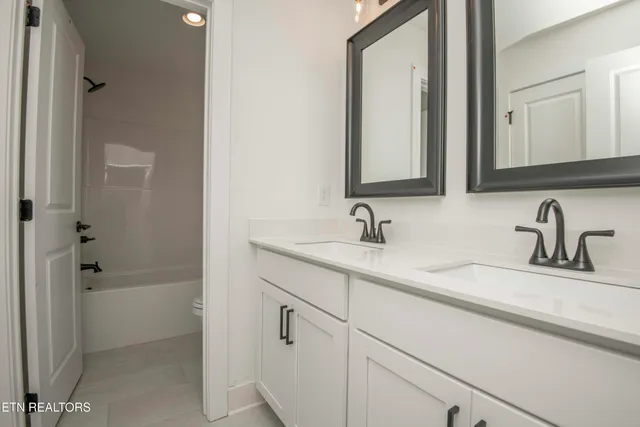 $739,900 | 405 Ivey Farms Road, Farragut, TN 37934