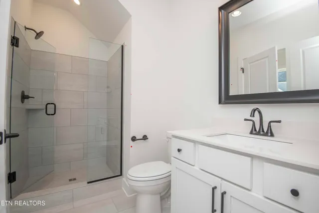 $739,900 | 405 Ivey Farms Road, Farragut, TN 37934