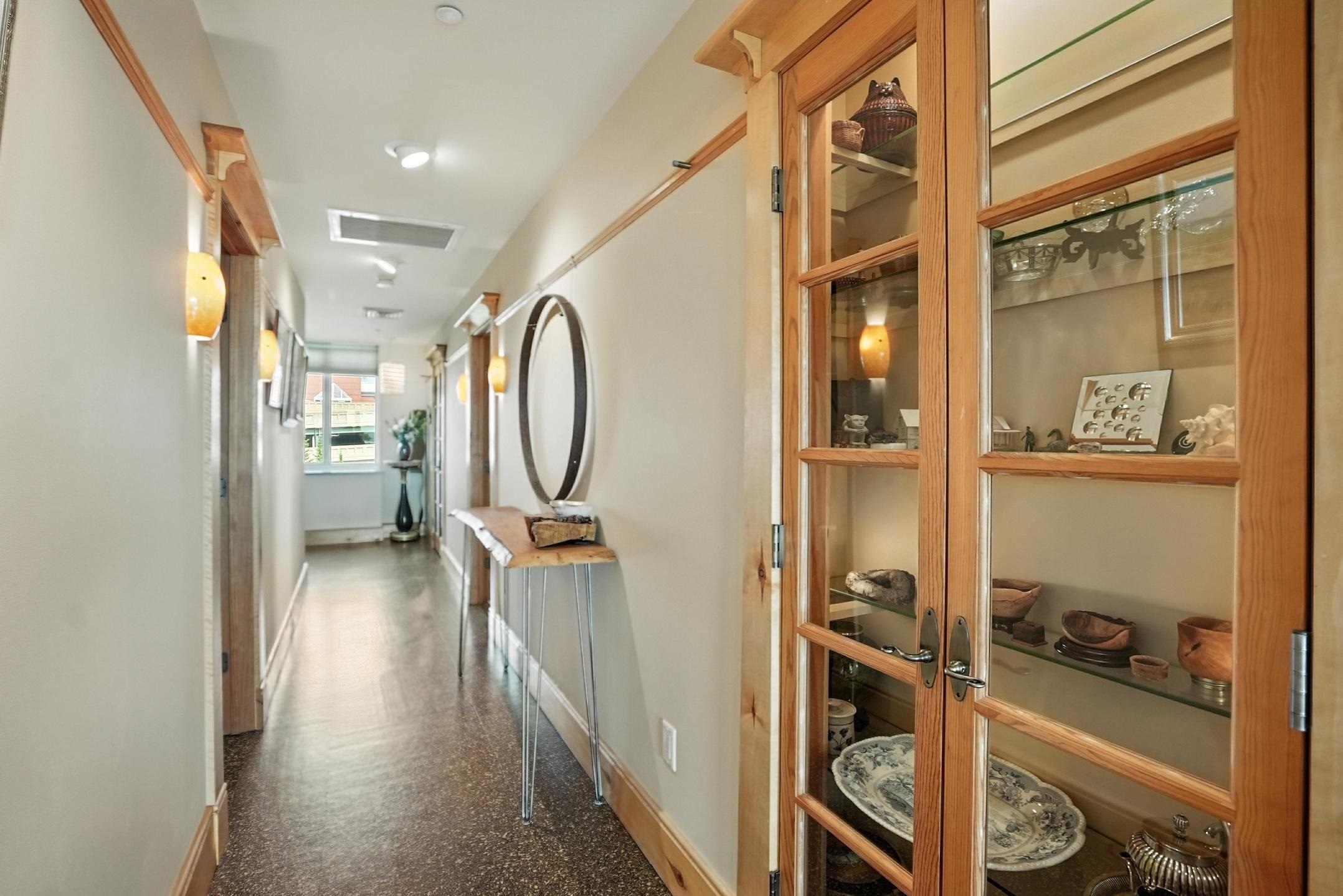 35 Cherry Street, Unit 404 Burlington, VT 05401 - Photo 25 of 40