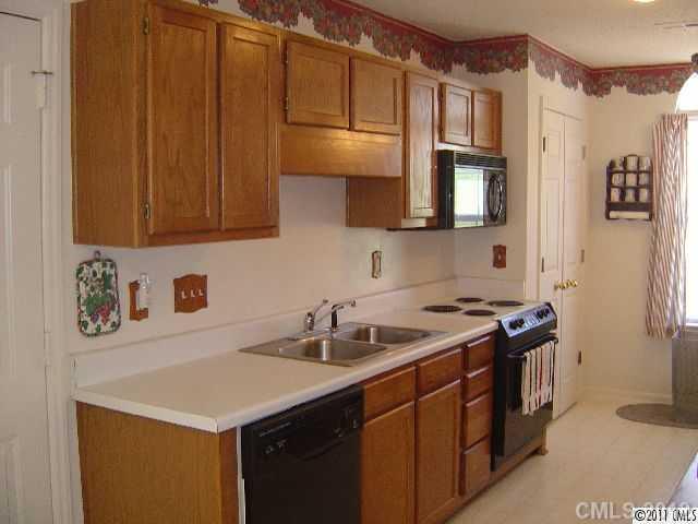 4314 Frank Vance Road Charlotte, NC 28216 - Photo 7 of 15