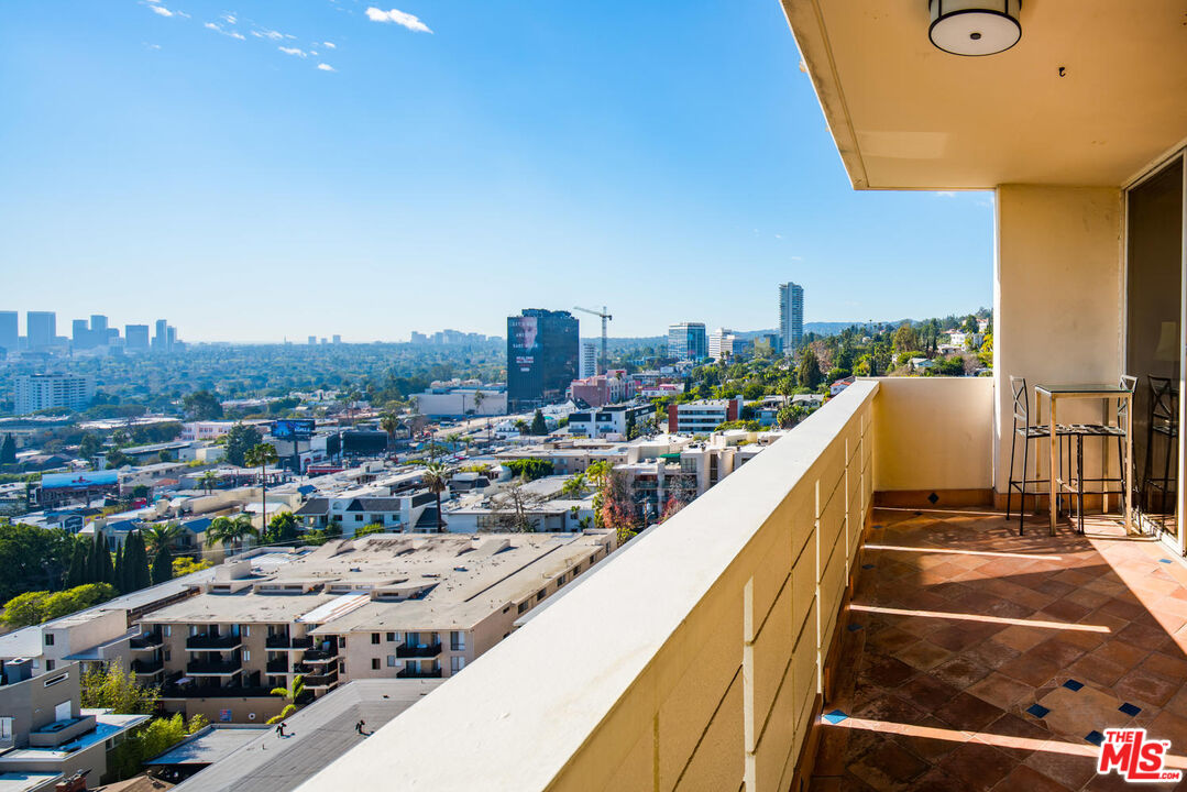 8787 Shoreham Dr Unit 1210  