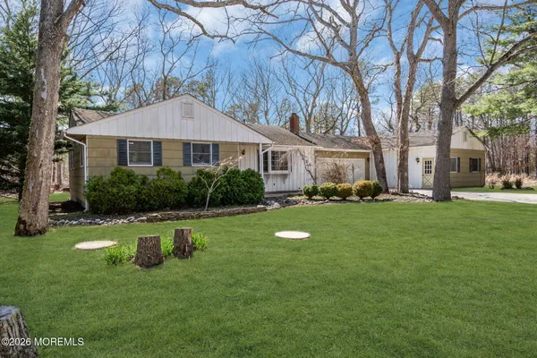 $399,900 | 330 Thomas Avenue, Little Egg Harbor, NJ 08087