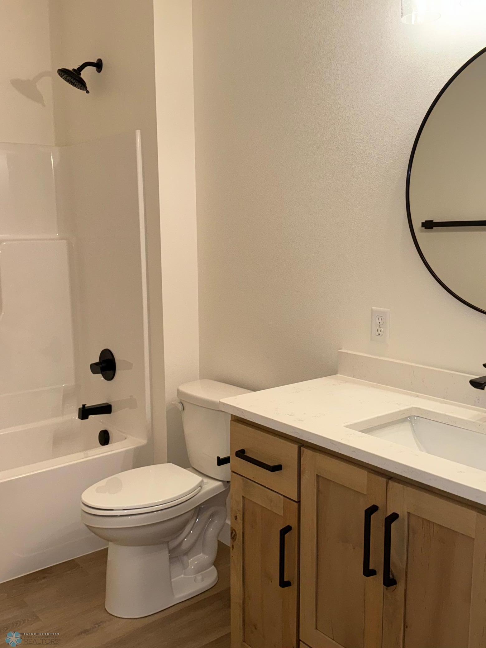 438 4th Street Wyndmere, ND 58081 - Photo 11 of 28