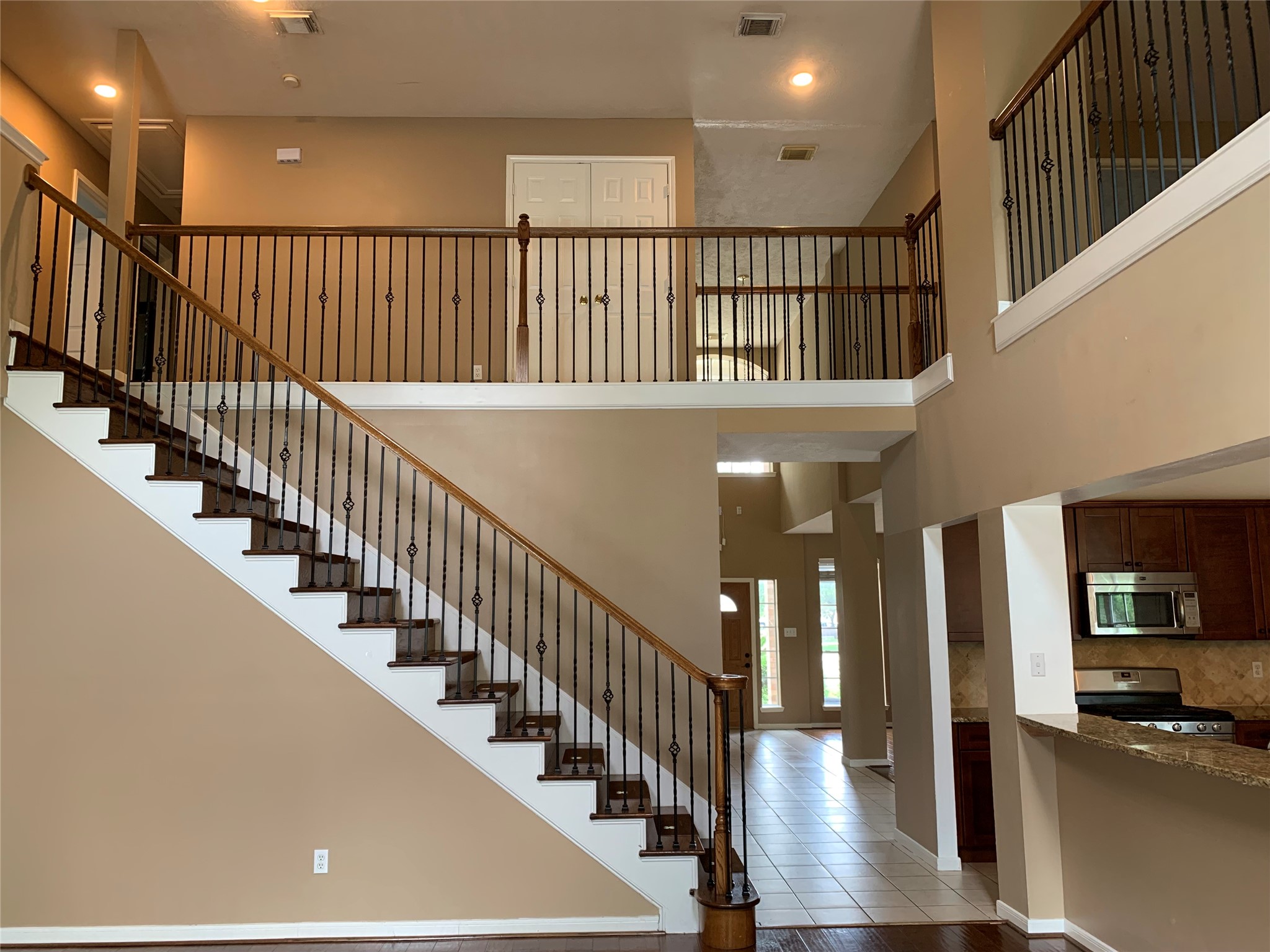 20703 Riviere Lane Spring, TX 77388 - Photo 10 of 50