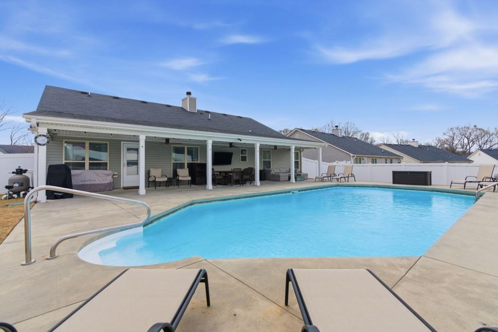844 River Mist Circle Jefferson, GA 30549 - Photo 32 of 35 a view of a house with pool