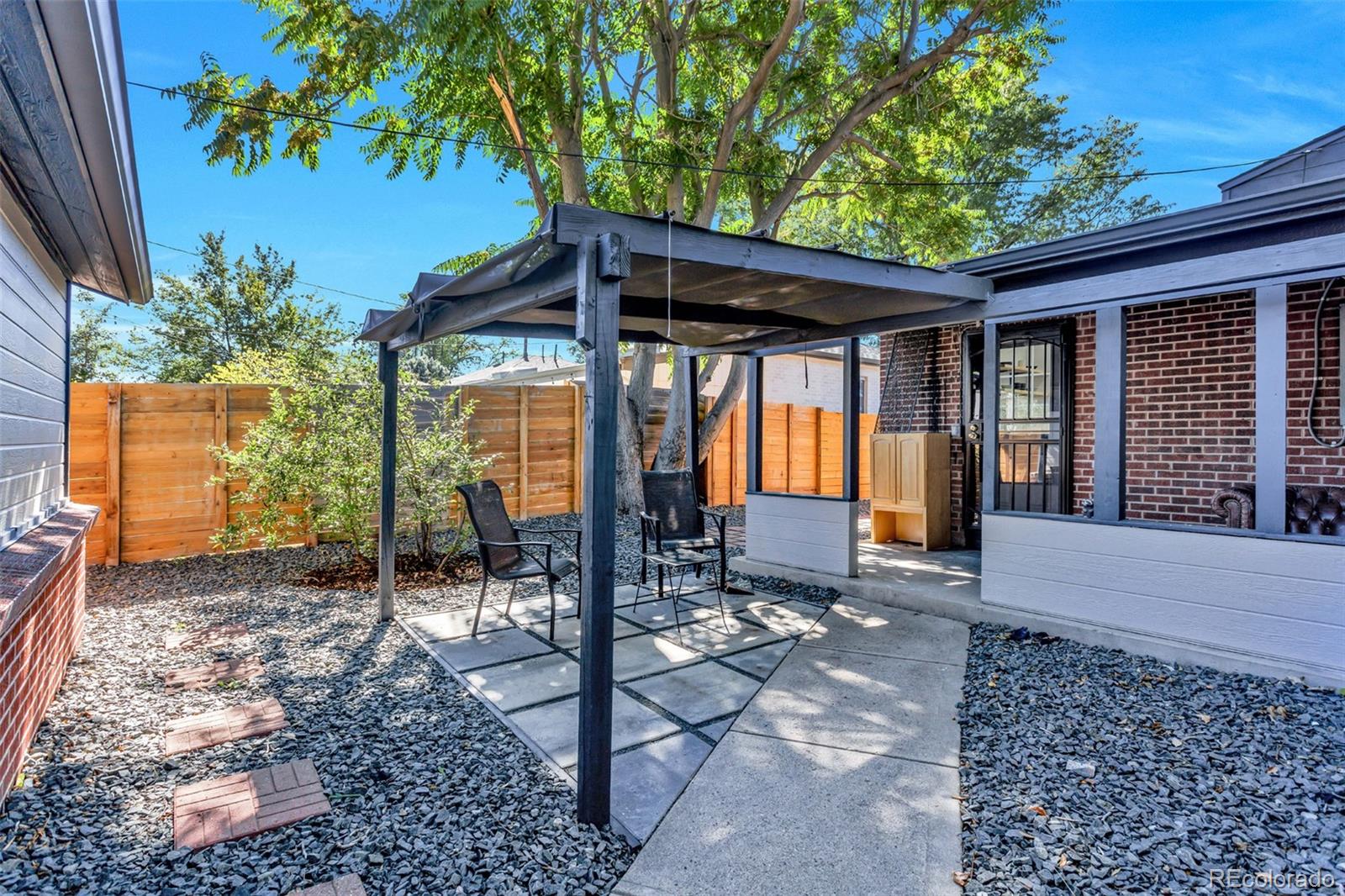 2960 Poplar Street Denver, CO 80207 - Photo 33 of 40