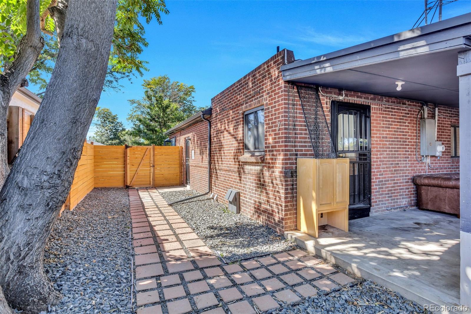 2960 Poplar Street Denver, CO 80207 - Photo 34 of 40