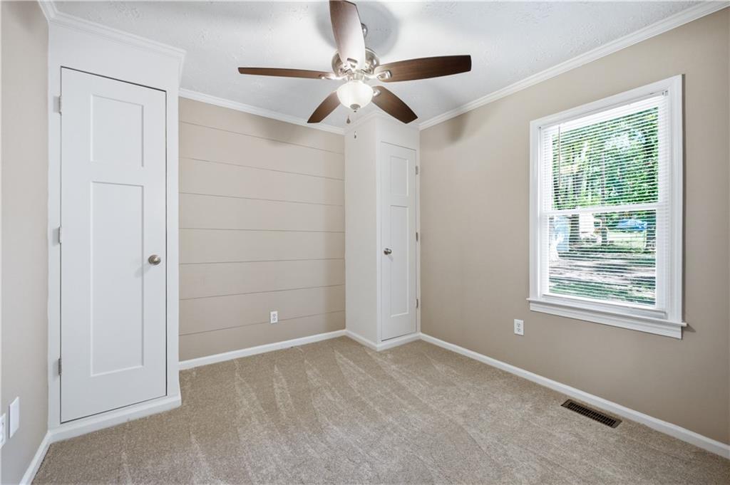 467 Sanders Street Clarkesville, GA 30523 - Photo 22 of 41