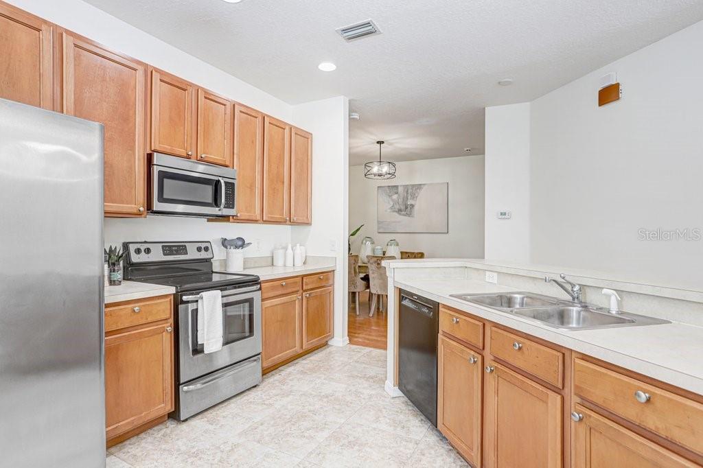 8531 Acorn Ridge Court Tampa, FL 33625 - Photo 20 of 39
