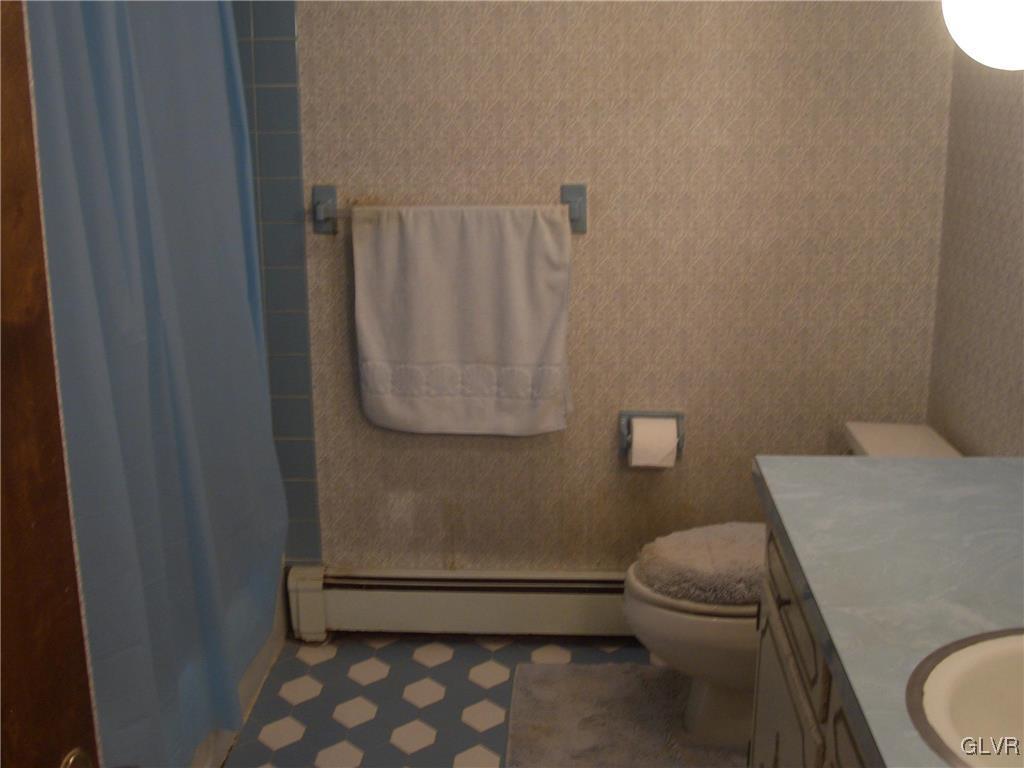 3424 Bridlepath Road Easton, PA 18045 - Photo 16 of 26 Gallery Image 16