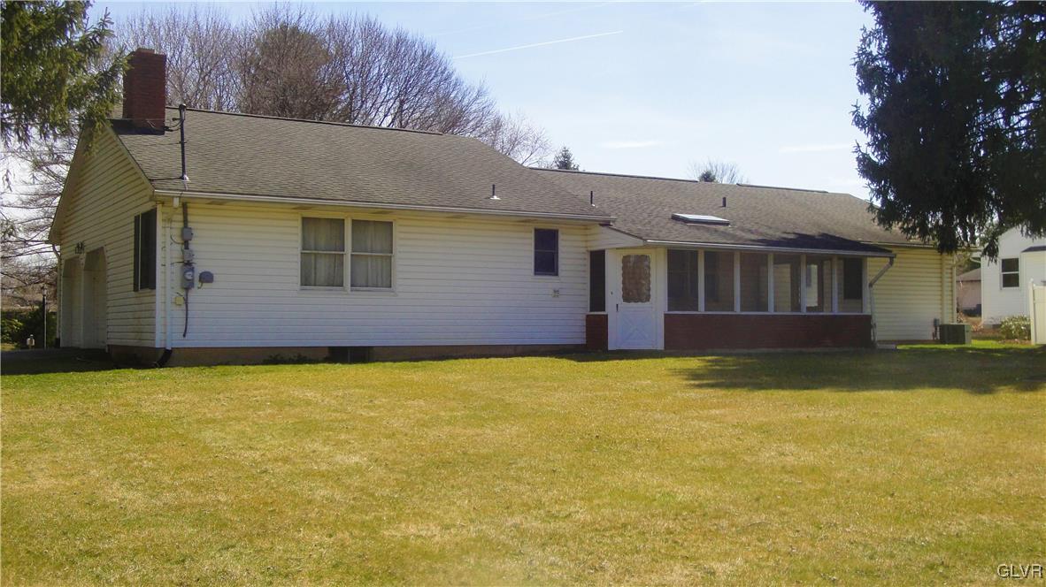 3424 Bridlepath Road Easton, PA 18045 - Photo 6 of 26 Gallery Image 6