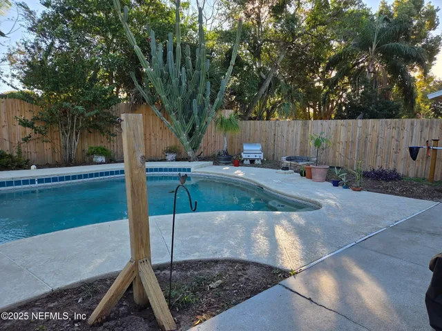 $2,050 | 1811 Eastern Drive, Jacksonville Beach, FL 32250