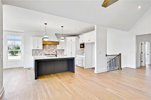 $669,510 | 13427 West 174th Terrace, Overland Park, KS 66221